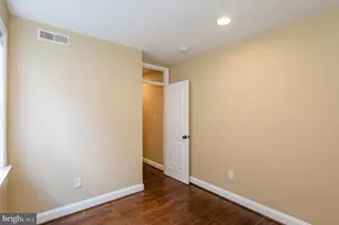 837 S Montford Ave S, Baltimore, MD 21224 - Photo 37