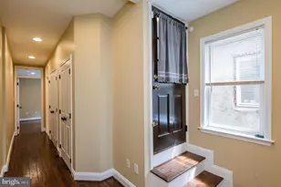 837 S Montford Ave S, Baltimore, MD 21224 - Photo 31