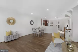 1256 Dockside Cir, Baltimore, MD 21224 - Photo 3