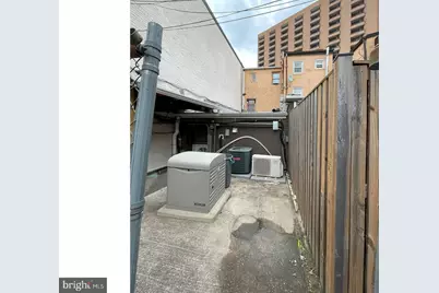 1110 Cathedral Street, Baltimore, MD 21201 - Photo 11