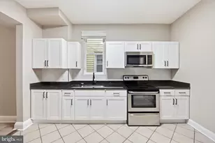 3722 Cottage Ave, Baltimore, MD 21215 - Photo 9