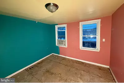 13 S Conkling Street S, Baltimore, MD 21224 - Photo 11