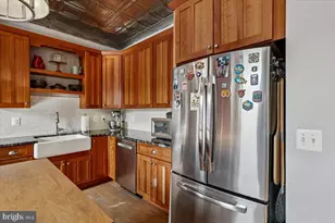 928 S Highland Ave S, Baltimore, MD 21224 - Photo 13