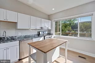 3819 Roland Ave, Baltimore, MD 21211 - Photo 5