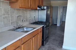 2805 Sunset Dr, Baltimore, MD 21223 - Photo 3