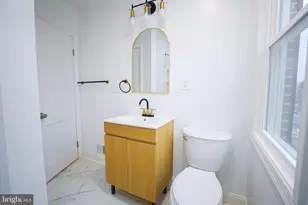 241 Medwick Garth E, Baltimore, MD 21228 - Photo 15