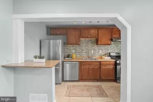 1613 S Ellamont St, Baltimore, MD 21230 - Photo 5