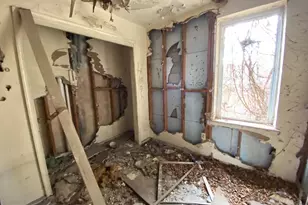 1921 Hollins St, Baltimore, MD 21223 - Photo 3