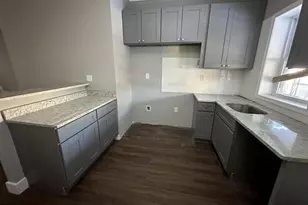 2113 N Pulaski St, Baltimore, MD 21217 - Photo 9