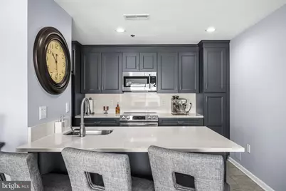 2702 Lighthouse Point E #720, Baltimore, MD 21224 - Photo 9