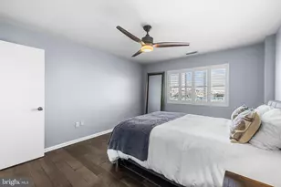 2702 Lighthouse Point E, Baltimore, MD 21224 - Photo 21