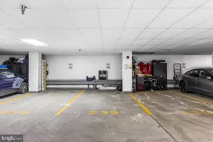 2702 Lighthouse Point E, Baltimore, MD 21224 - Photo 25