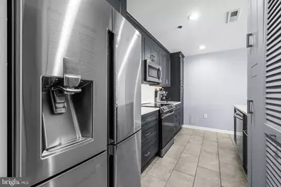 2702 Lighthouse Point E #720, Baltimore, MD 21224 - Photo 13