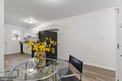 1329 N Fulton Avenue, Baltimore, MD 21217 - Photo 7