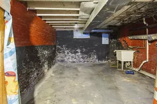 1632 Cliftview Ave, Baltimore, MD 21213 - Photo 17