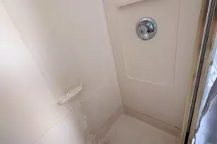 411 S Mount Street S, Baltimore, MD 21223 - Photo 21