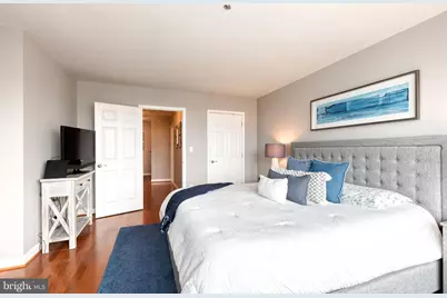 100 Harborview Drive #305, Baltimore, MD 21230 - Photo 17