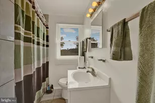 3922 Mortimer Ave, Baltimore, MD 21215 - Photo 17