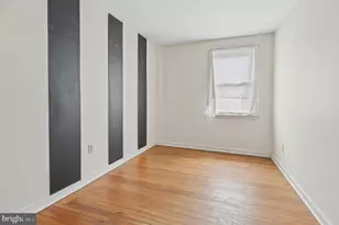 1007 Wildwood Pkwy, Baltimore, MD 21229 - Photo 3