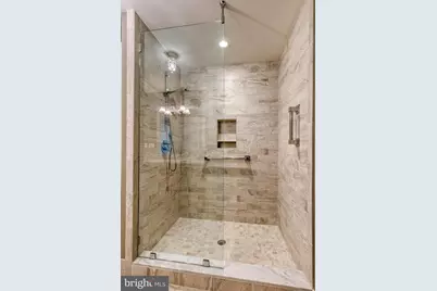 1220 Bank Street #410, Baltimore, MD 21202 - Photo 23