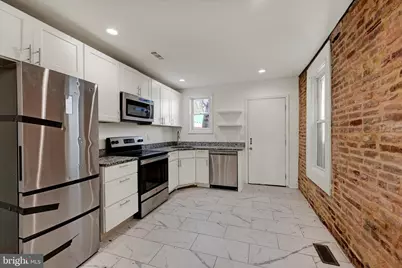 346 E 25th Street, Baltimore, MD 21218 - Photo 17