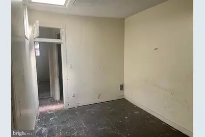 43 Wheeler Avenue N, Baltimore, MD 21223 - Photo 15