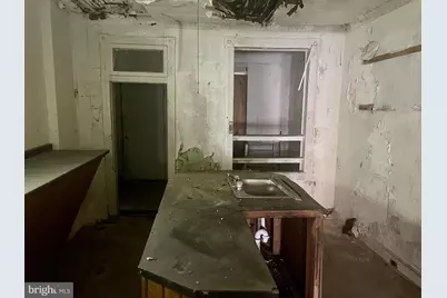 43 Wheeler Avenue N, Baltimore, MD 21223 - Photo 9