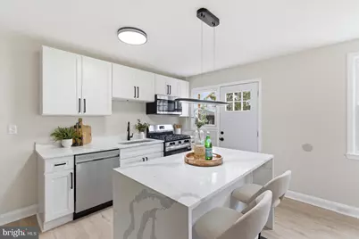 10 Mardrew Road, Baltimore, MD 21229 - Photo 13