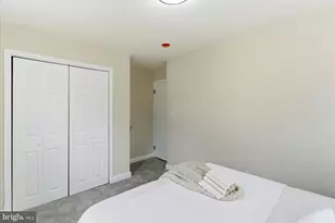 10 Mardrew Rd, Baltimore, MD 21229 - Photo 25