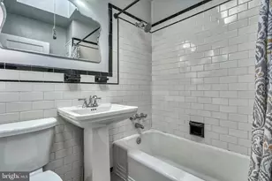 715 S Eaton St, Baltimore, MD 21224 - Photo 15