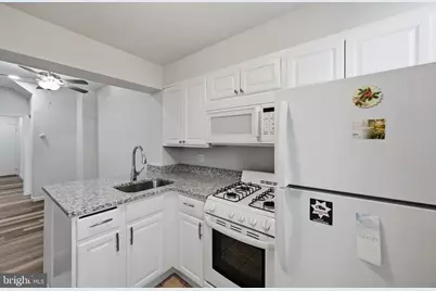 605 Lyndhurst Street, Baltimore, MD 21229 - Photo 5