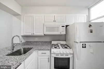 605 Lyndhurst Street, Baltimore, MD 21229 - Photo 31