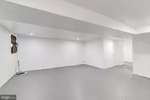 3645 Gelston Dr, Baltimore, MD 21229 - Photo 21