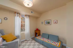 1800 E Pratt St, Baltimore, MD 21231 - Photo 19