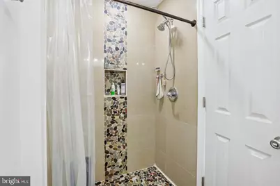 3814 Pinewood Avenue, Baltimore, MD 21206 - Photo 19