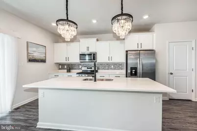 4318 Laplata Avenue, Baltimore, MD 21211 - Photo 9