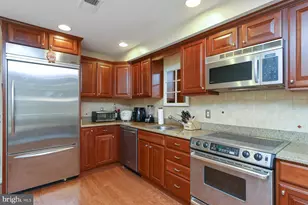 613 S Port St, Baltimore, MD 21224 - Photo 5