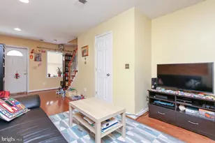 613 S Port St, Baltimore, MD 21224 - Photo 13