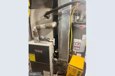 5207 Wilton Heights Avenue, Baltimore, MD 21215 - Photo 31