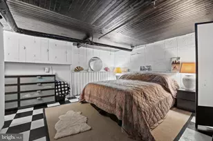 210 S High St, Baltimore, MD 21202 - Photo 45