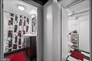 210 S High St, Baltimore, MD 21202 - Photo 43