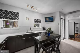 210 S High St, Baltimore, MD 21202 - Photo 19