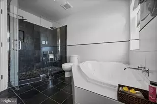 210 S High St, Baltimore, MD 21202 - Photo 29