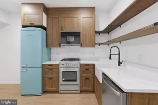 3033 Barclay St, Baltimore, MD 21218 - Photo 9