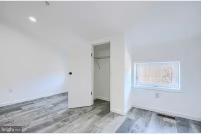 7 S Carrollton Avenue, Baltimore, MD 21223 - Photo 23