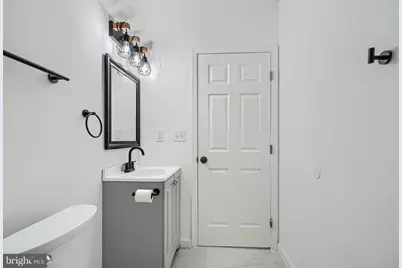 7 S Carrollton Avenue, Baltimore, MD 21223 - Photo 19