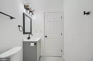 7 S Carrollton Ave, Baltimore, MD 21223 - Photo 19