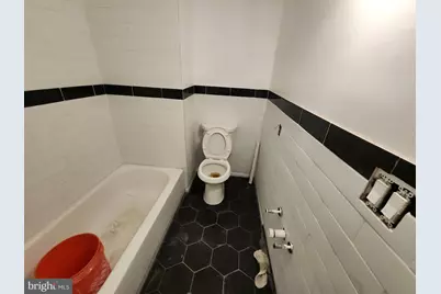 1814 Edmondson, Baltimore, MD 21223 - Photo 17