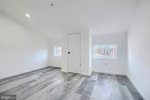 7 S Carrollton Ave, Baltimore, MD 21223 - Photo 19