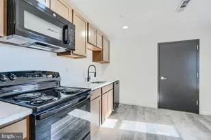 7 S Carrollton Ave, Baltimore, MD 21223 - Photo 5